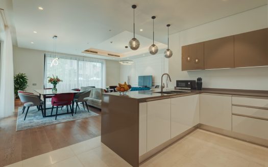 Spacious three-bedroom apartment in Village Residence