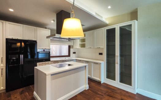 Sophisticated penthouse in Vracar