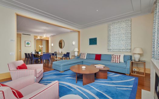 Three-bedroom apartment available for sale at Aqua residence, Porto Montenegro