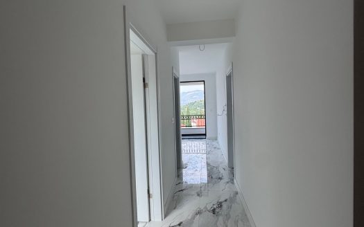 Spacious Two-Bedroom Apartment near Luštica Bay