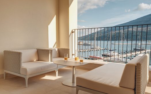 Elegant two-bedroom apartment in Marina Residence