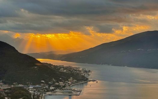 Villa Podi with panoramic sea view