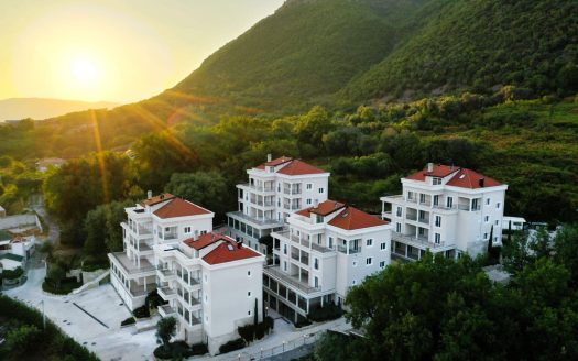 Modern Three-Bedroom Apartment for Sale in Djenovici, Herceg Novi
