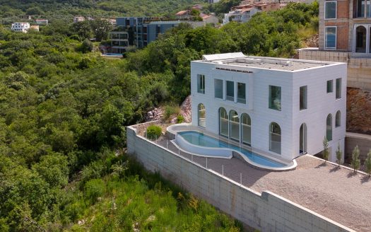 Pure Mansion: An Exclusive Eco-Technology Villa in Montenegro