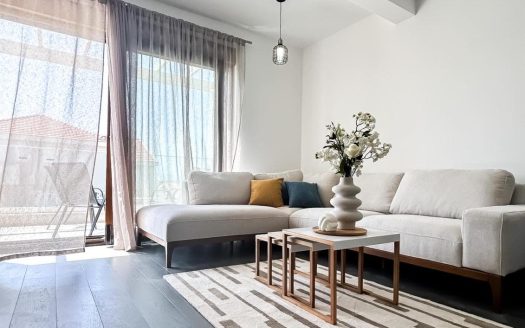 Two-bedroom apartment near the sea